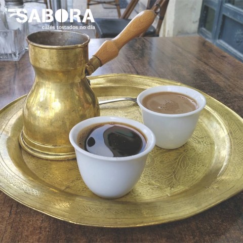 Dos tazas de café turco